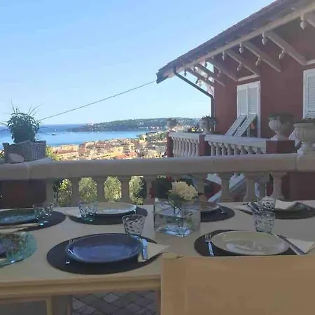 فيلة Bellevue مينتون