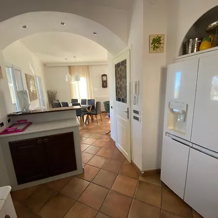 Bellevue فيلة مينتون