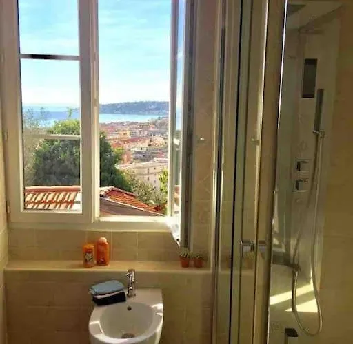 Bellevue Villa *